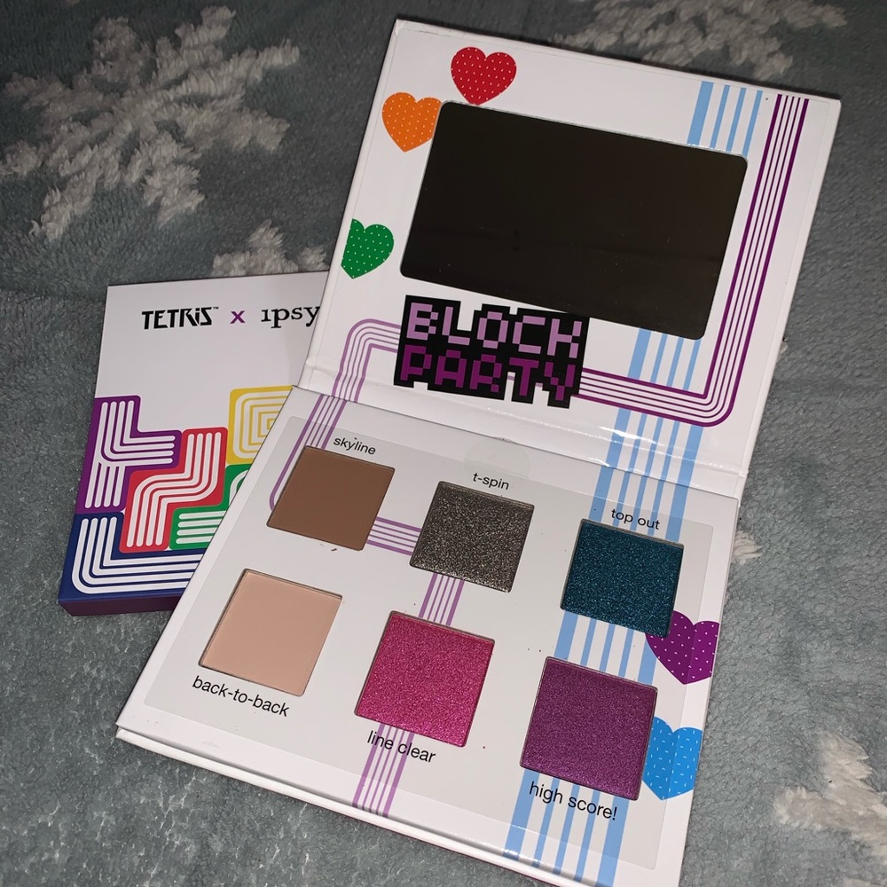 Ipsy x Tetris Pallet